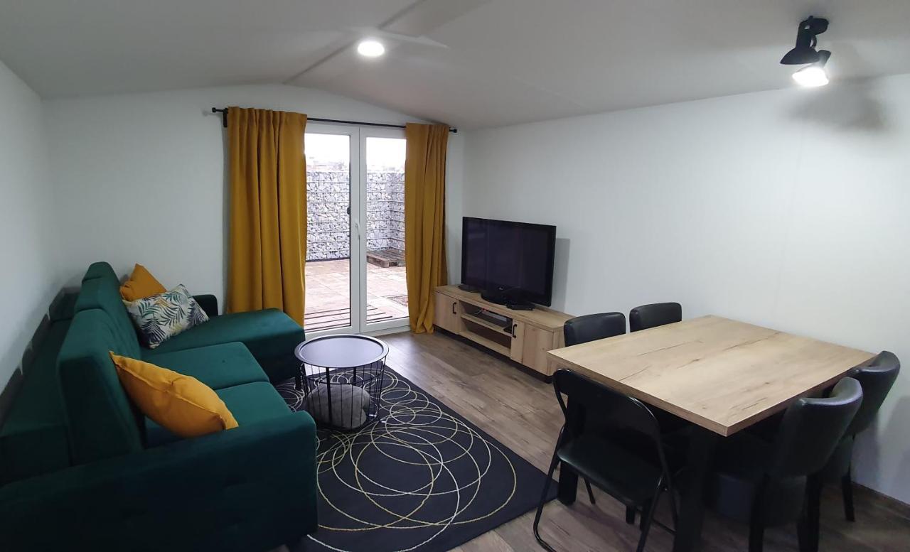 فيلا Liptov Mobile House Liptovský Mikuláš المظهر الخارجي الصورة