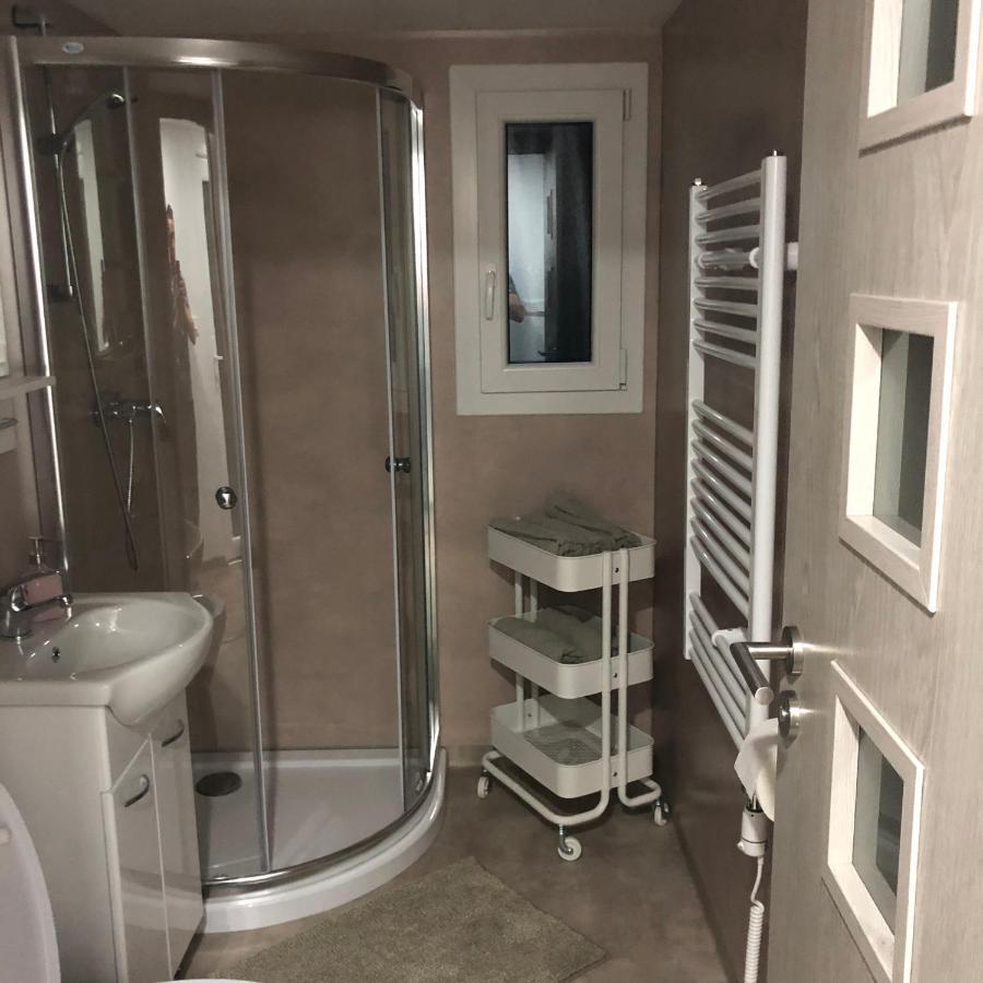 فيلا Liptov Mobile House Liptovský Mikuláš المظهر الخارجي الصورة