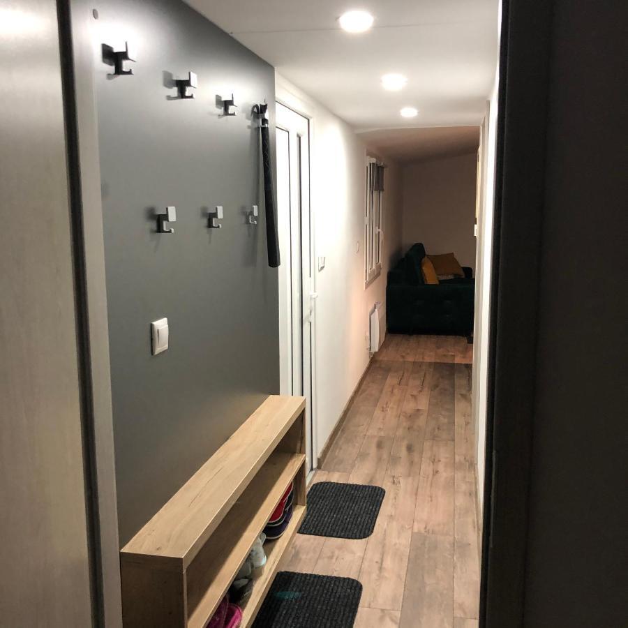فيلا Liptov Mobile House Liptovský Mikuláš المظهر الخارجي الصورة