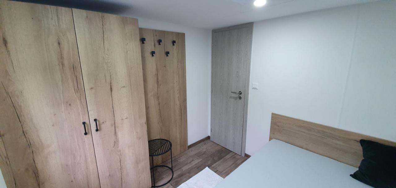فيلا Liptov Mobile House Liptovský Mikuláš المظهر الخارجي الصورة